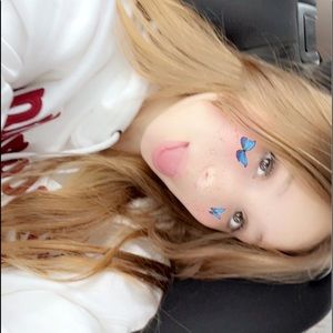 Meet your Posher, Adyson